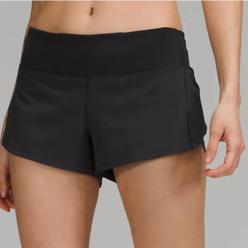 Lululemon Athletic Speed Up Shorts 2.5”
